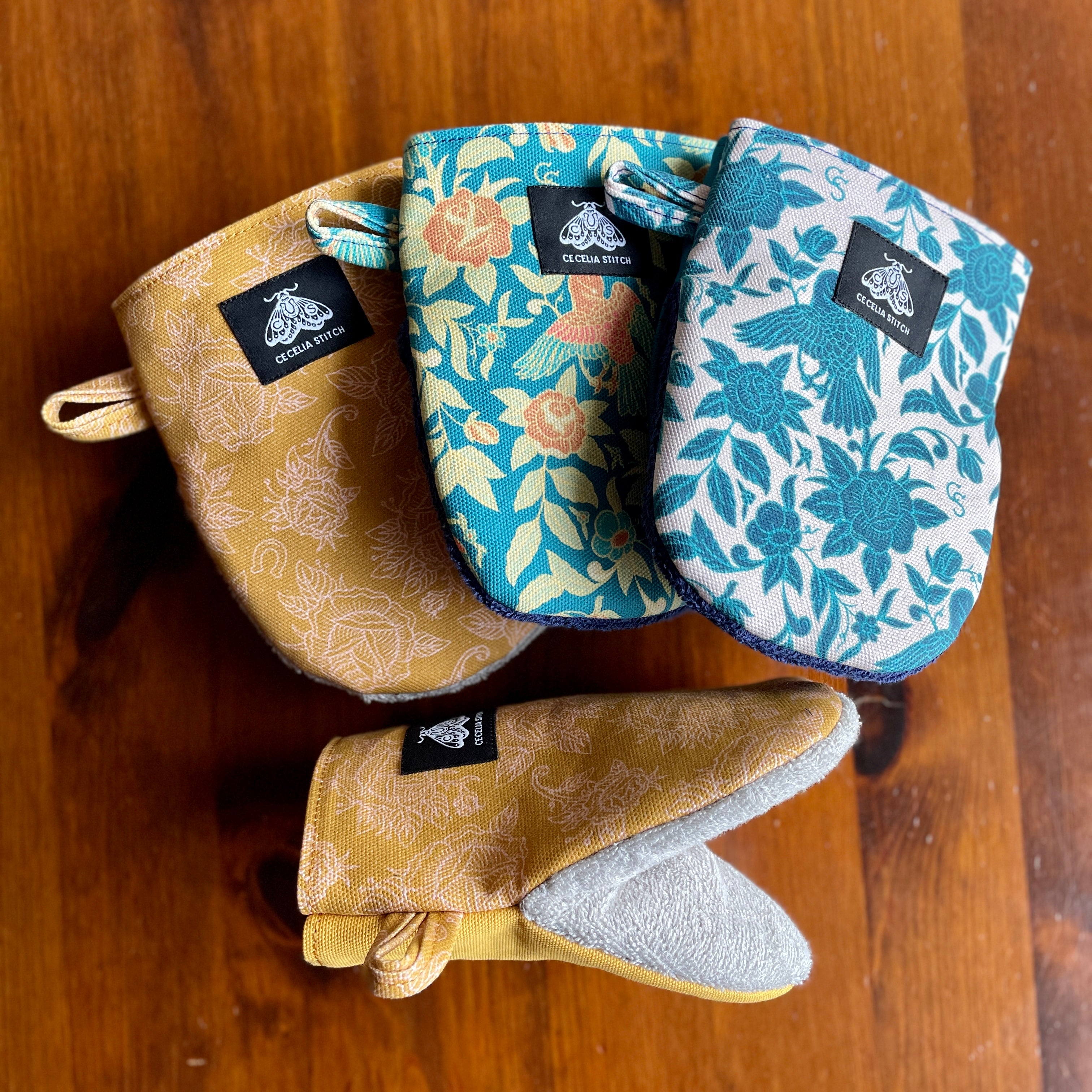 2pk Cotton Twill Paisley & Floral Oven Mitts