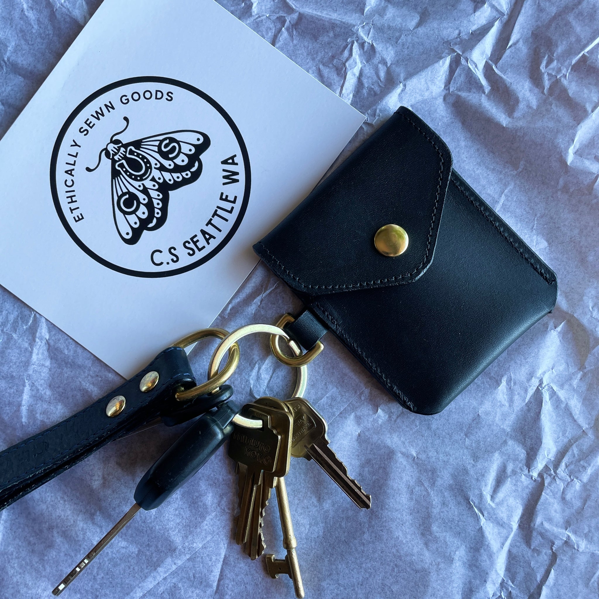 Minimalist Leather Keychain Card Wallet Fine Latigo Leather Cecelia Stitch