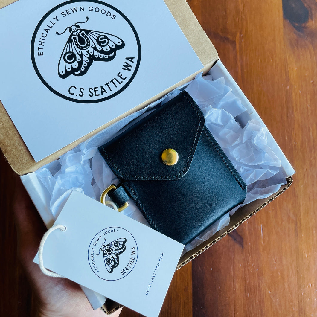 Minimalist Leather Keychain Card Wallet - Fine Latigo Leather